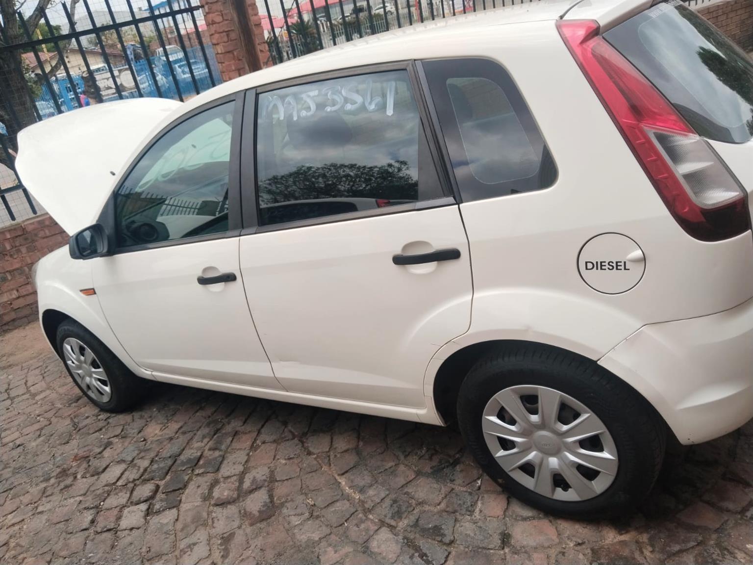 ford figo 1.4 amloiente 2016 FOR SALE - Private Seller ford figo 1.4 amloiente 2016 FOR SALE - Private Seller