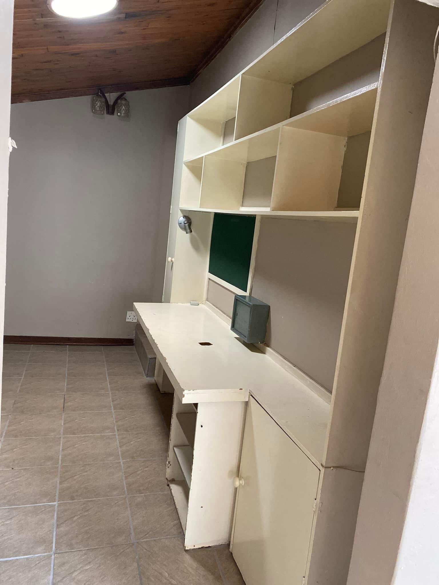 Spacious house in Mountain View, Pretoria for rent Junk Mail