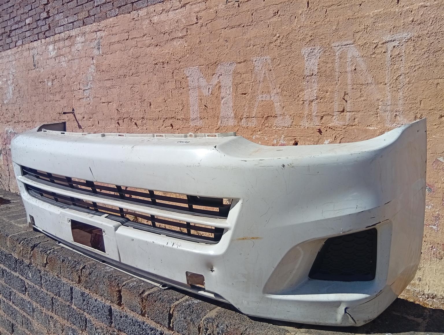 2004-2013 Toyota quantum front bumper OEM for sale - Private Seller