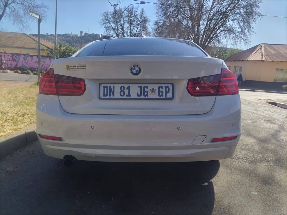 2013 BMW 316i