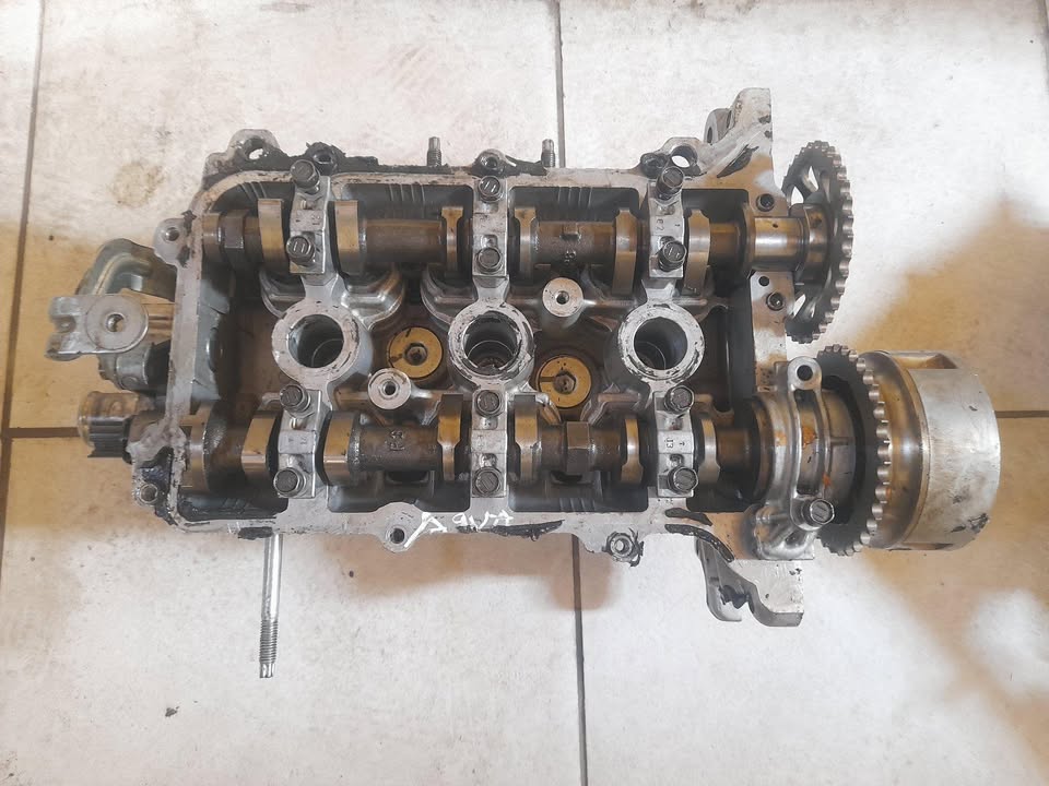RENAULT KWID TOP CYLINDER AVAILABLE - Private Seller RENAULT KWID TOP CYLINDER AVAILABLE - Private Seller