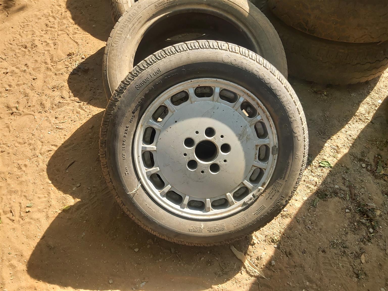 Rim and tyre Mercedes Benz 16 - Private Seller Rim and tyre Mercedes Benz 16 - Private Seller