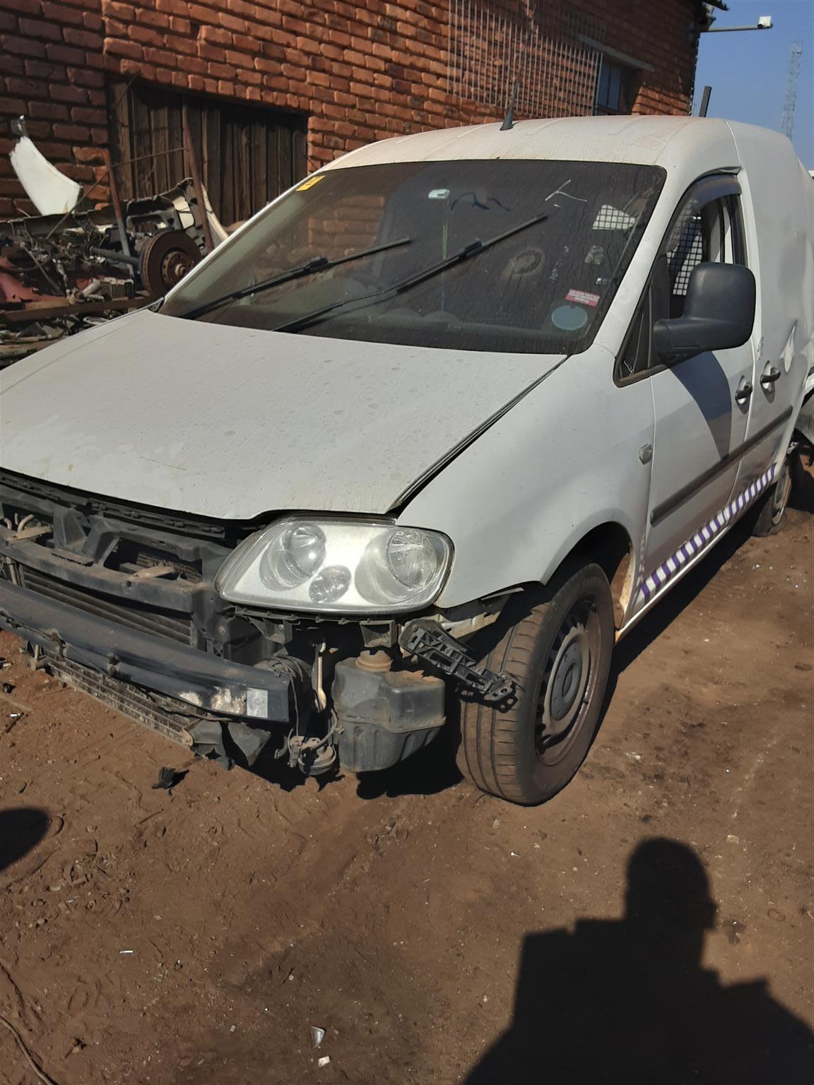 Stripping VW Caddy PanelVan 2007 for Spares - Private Seller