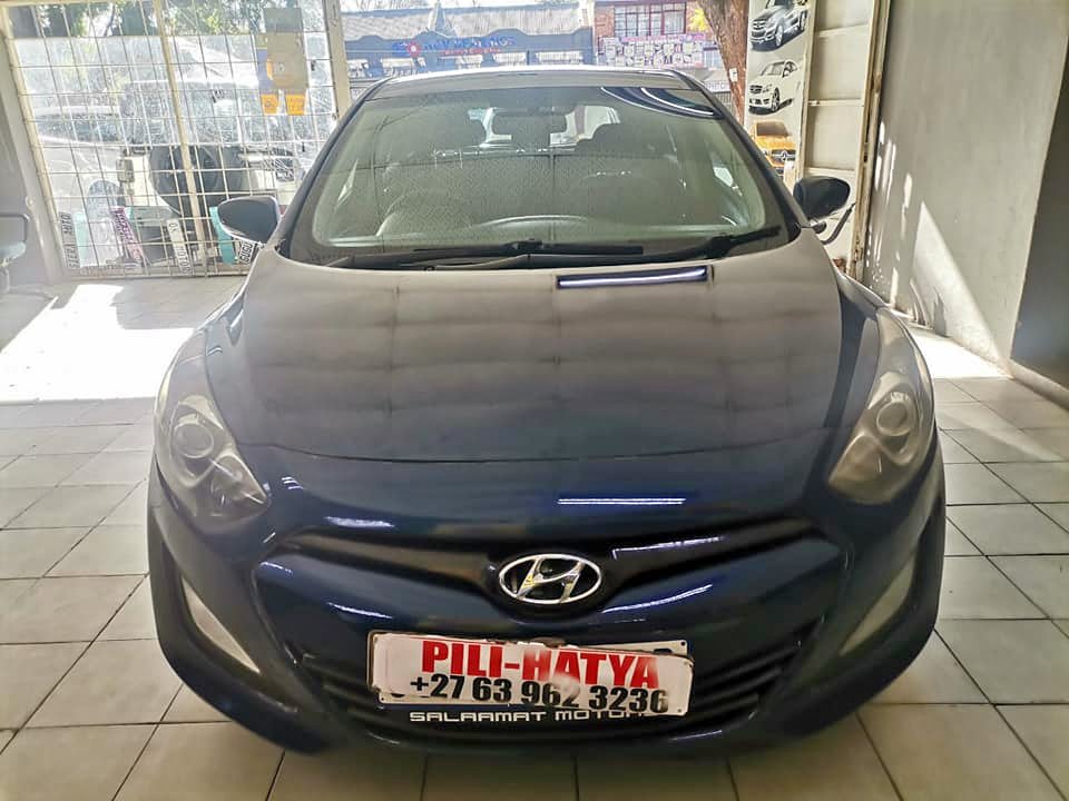 2013 HYUNDAI I30 1.6 MANUAL 2013 HYUNDAI I30 1.6 MANUAL