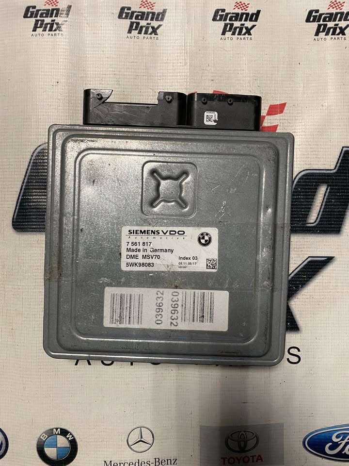 BMW  E90 323-330i MSV80  AND MSV70 ECU COMPUTER BOX 7587164 5W91130 - Private Seller