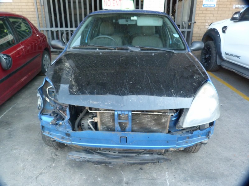 Renault Clio II 1.4 16V Manual Blue - 2005 STRIPPING FOR SPARES - Private Seller Renault Clio II 1.4 16V Manual Blue - 2005 STRIPPING FOR SPARES - Private Seller