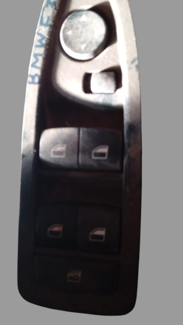 BMW 3 SERIES WINDOW SWITCH PANEL (2004-2013) - Private Seller BMW 3 SERIES WINDOW SWITCH PANEL (2004-2013) - Private Seller