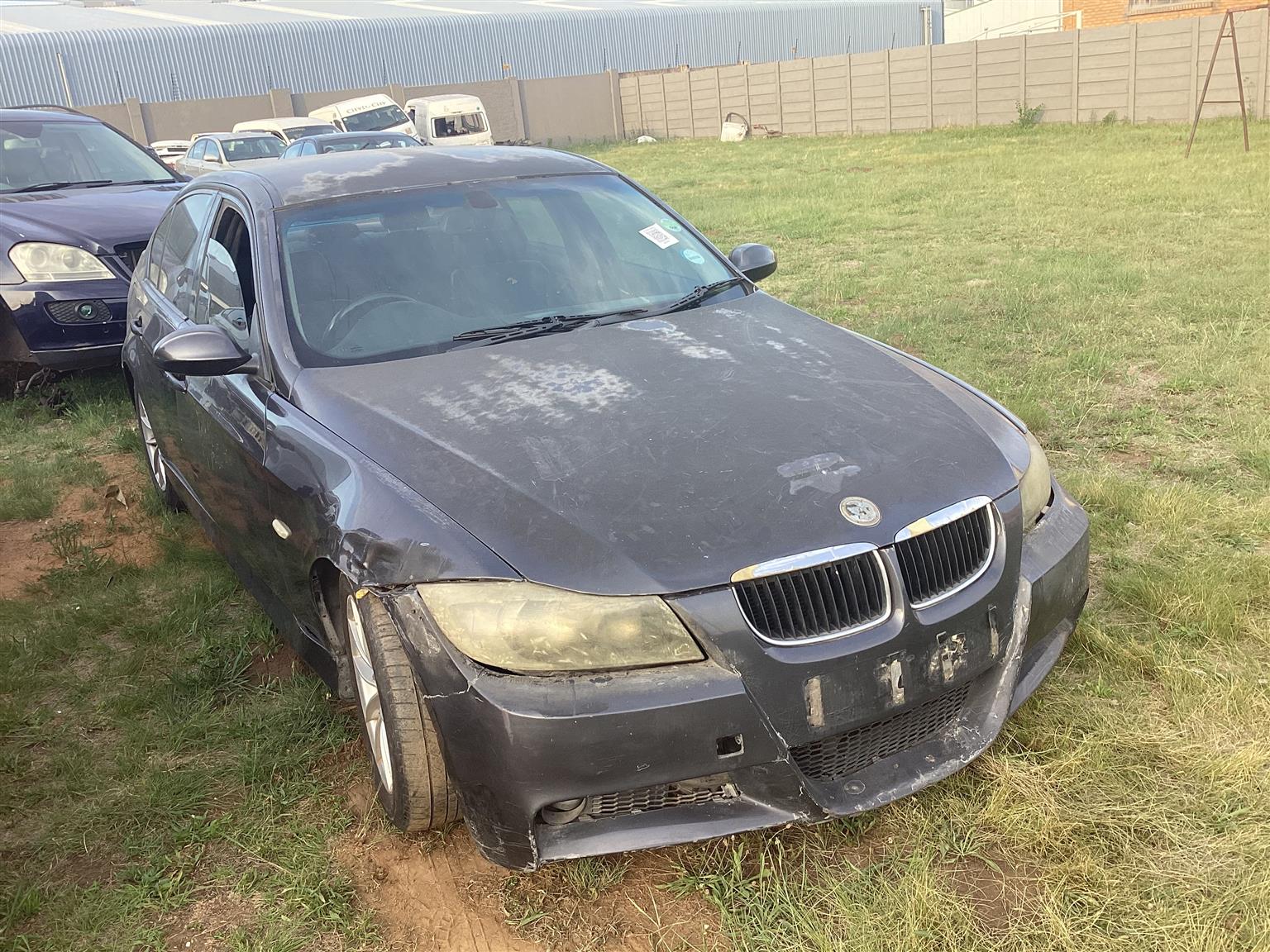 Stripping 2006 BMW 320i E90 - Private Seller Stripping 2006 BMW 320i E90 - Private Seller