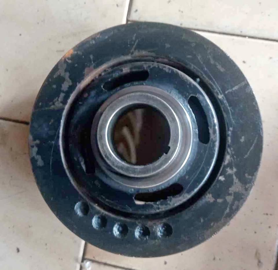 Kia k2700 j2 crank pulley - Private Seller Kia k2700 j2 crank pulley - Private Seller