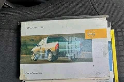 OWNERS MANUAL OPEL CORSA UTILITY 1.7DTI OWNERS MANUAL