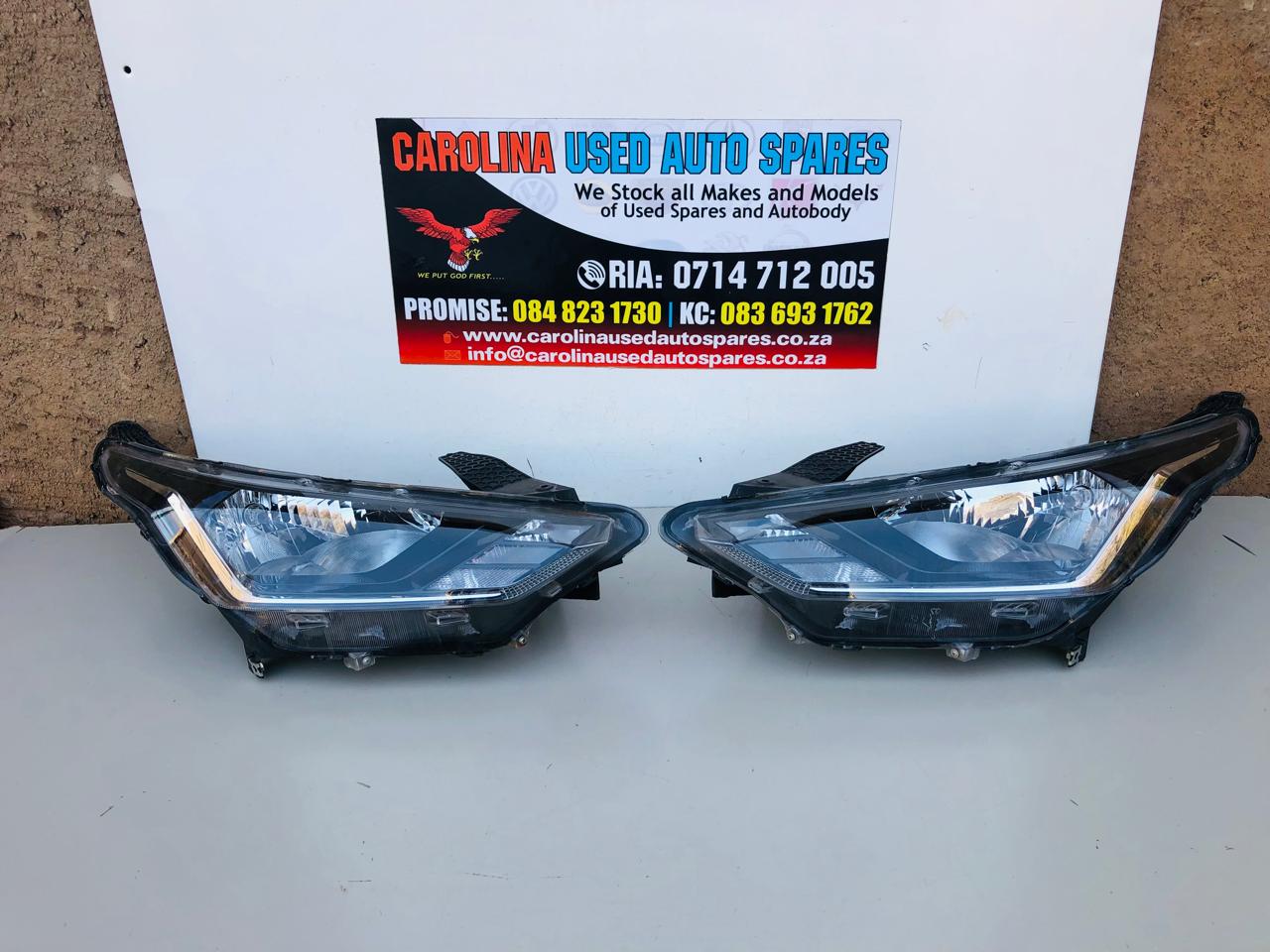 Nissan Magnite left and right side (standard )headlight - Private Seller Nissan Magnite left and right side (standard )headlight - Private Seller