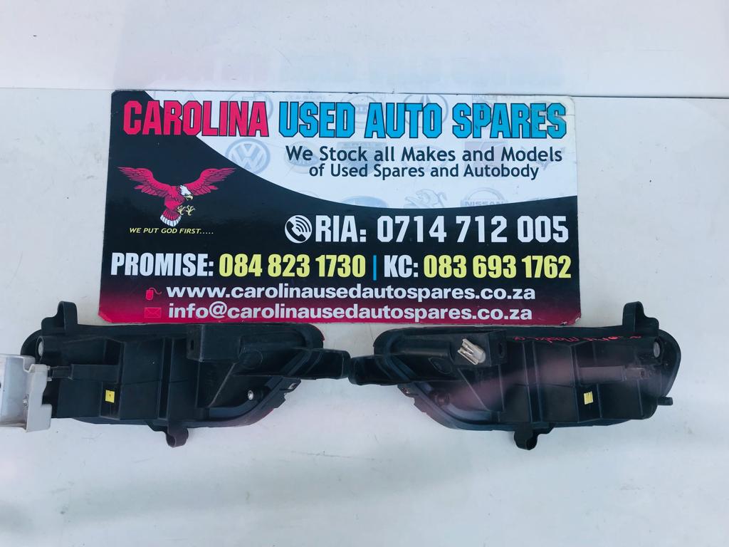 Mazda CX-5 left and right reflector light - Private Seller Mazda CX-5 left and right reflector light - Private Seller
