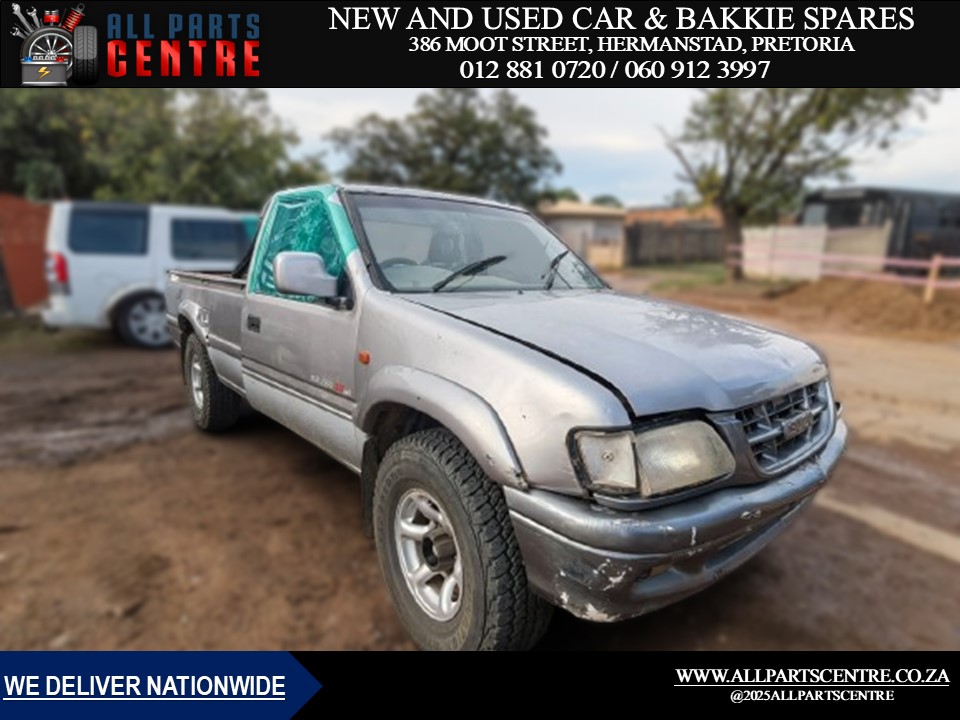 Isuzu KB280 2001 Petrol Manual – Stripping for Spares
