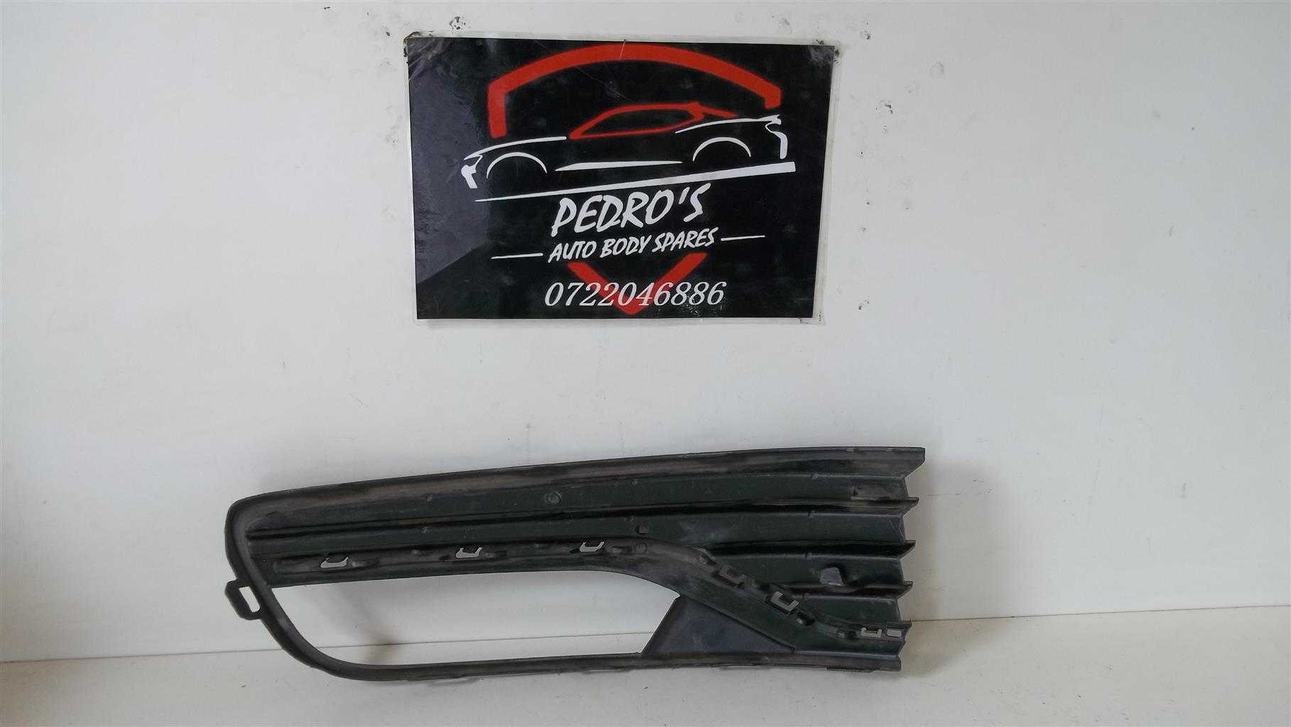 VW Polo 7 front bumper lower left fog light grille - Private Seller VW Polo 7 front bumper lower left fog light grille - Private Seller