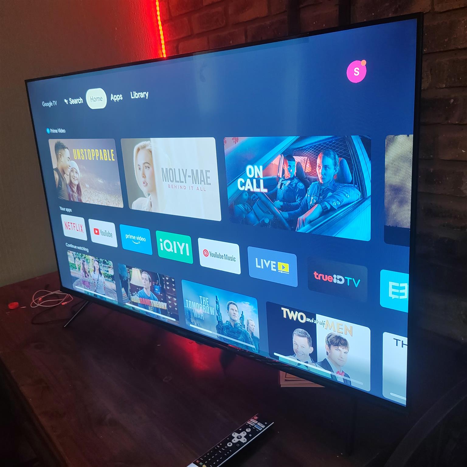 4k UHD skyworth Brand new