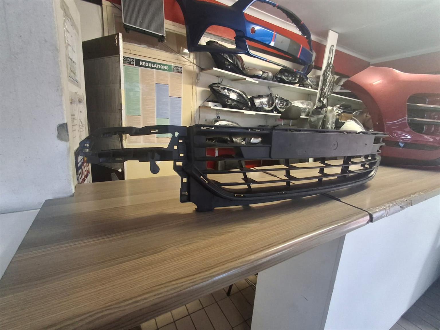 2017 RENUALT CLIO 5 BOTTOM GRILL AVAILABLE FOR SALE - Private Seller 2017 RENUALT CLIO 5 BOTTOM GRILL AVAILABLE FOR SALE - Private Seller