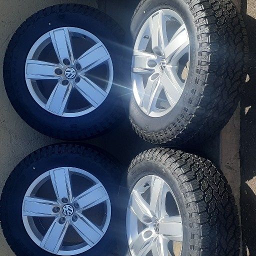 v6 amarok rim with grabber at3