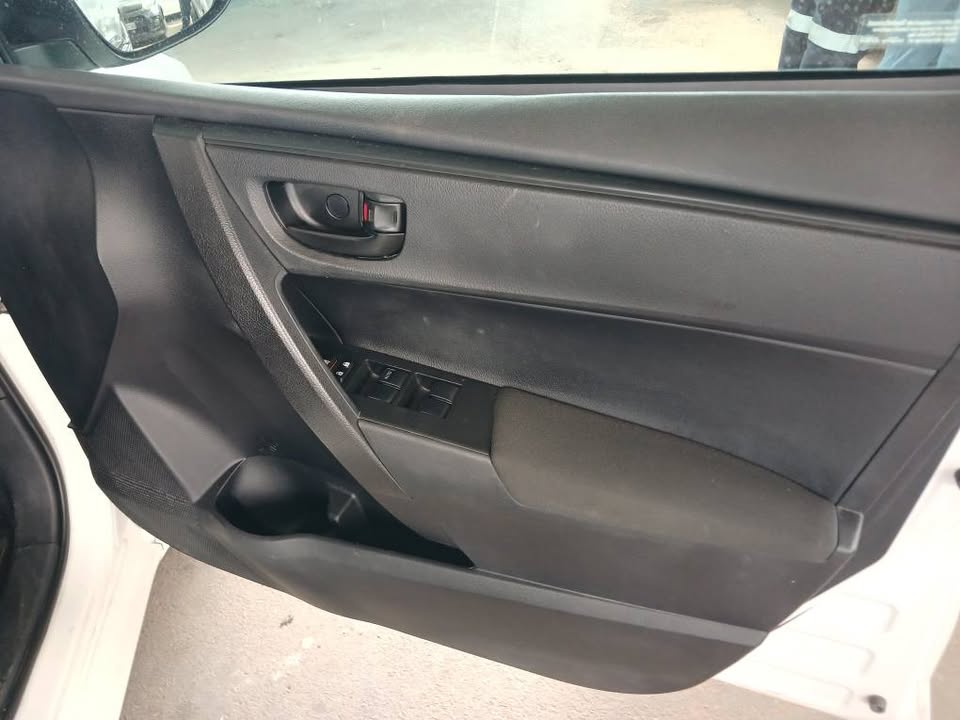2023 TOYOTA COROLLA QUEST 1.8 Transmission: Manual Mileage: 31000km Fueltype: Petrol White