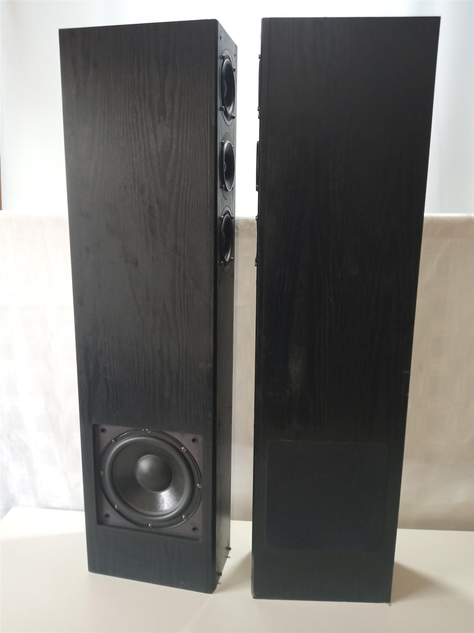 Acoustic Research (AR) Speakers