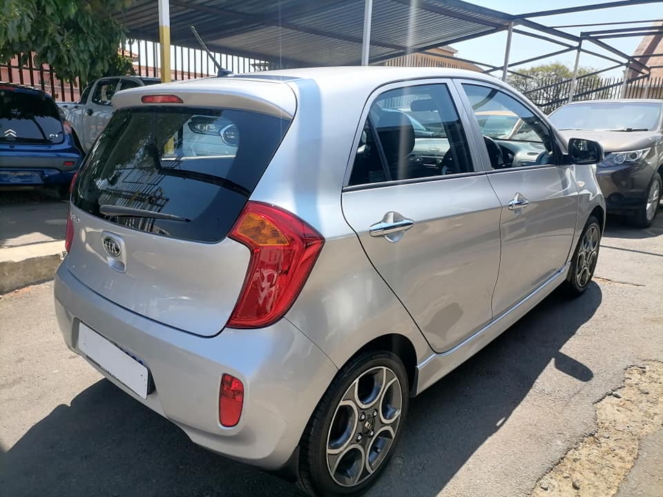 2014 Kia Picanto 1.2 Automatic transmission with a Spare key