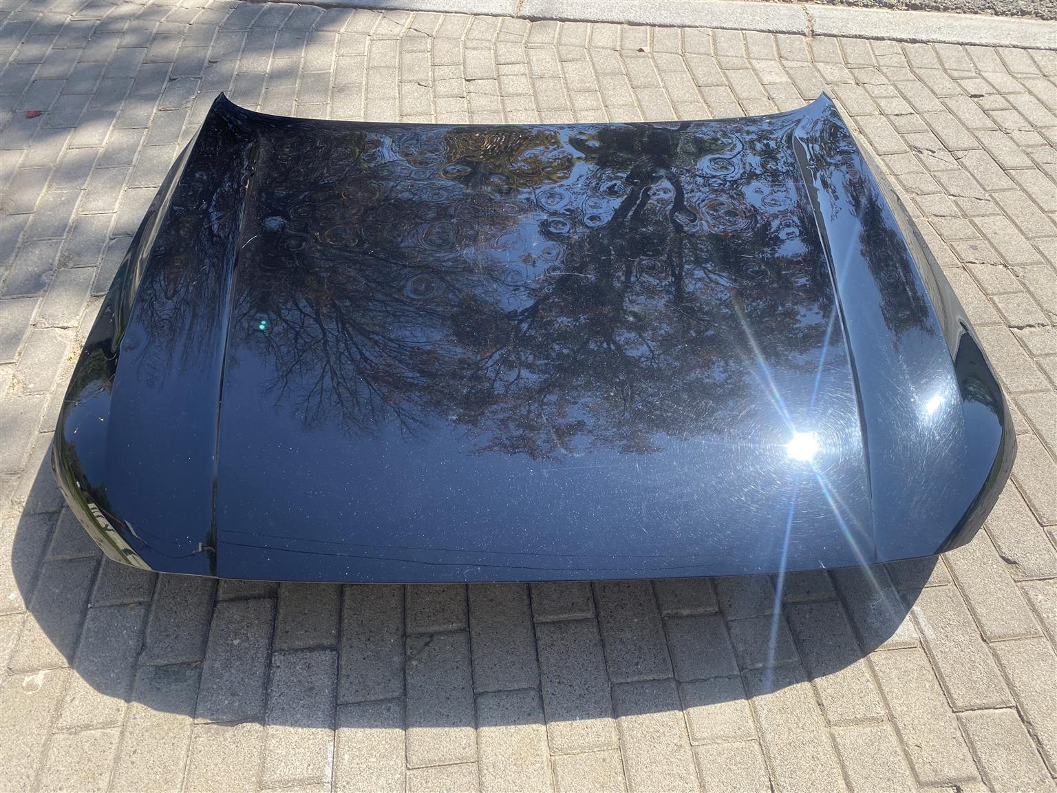 2020 VOLVO S90 ALUMINIUM BONNET HOOD FOR SALE. IN EXCELLENT CONDITION - Private Seller