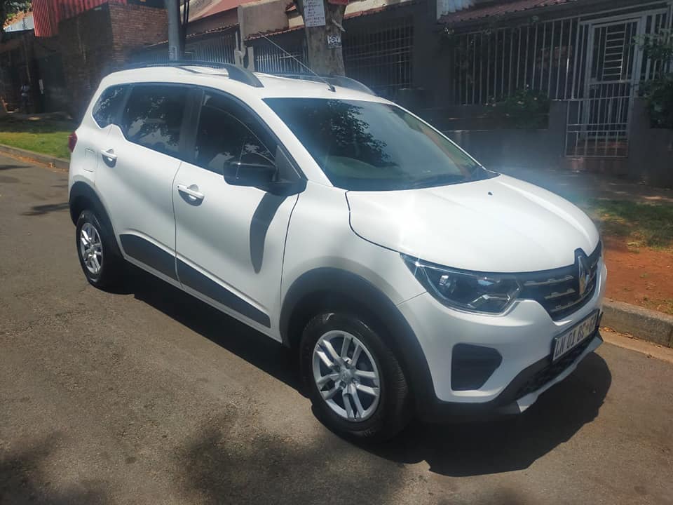 Renault Triber 1.0 2024 for sale