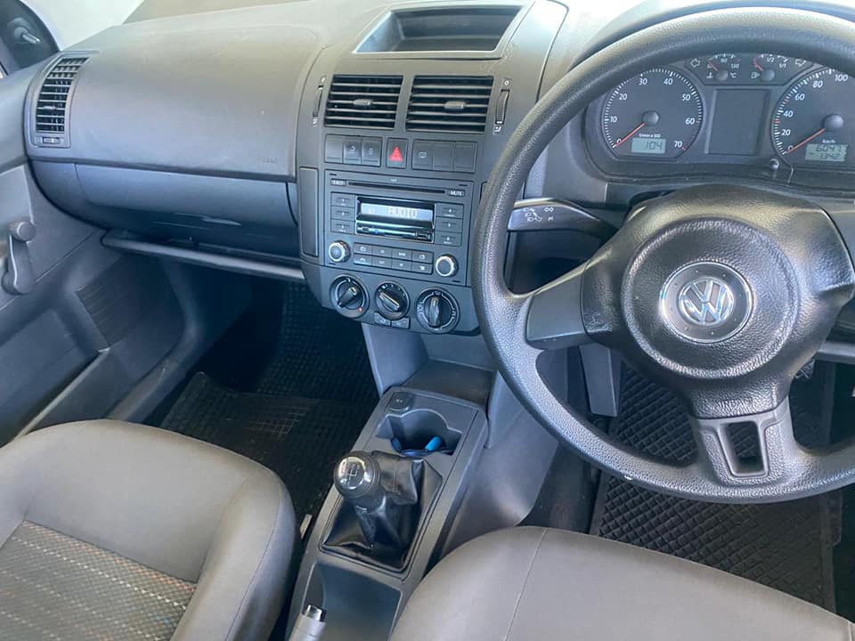2017 VW POLO VIVO 1.4 HATCH MANUAL