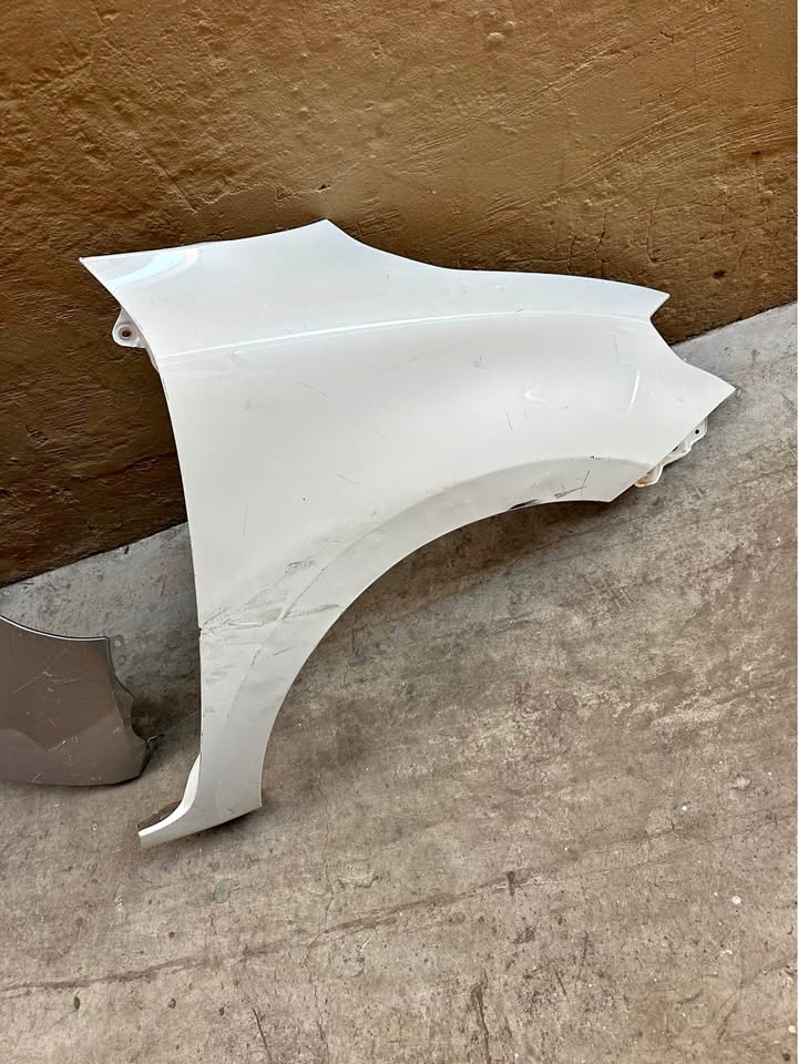Suzuki swift right fender without indicator - Private Seller Suzuki swift right fender without indicator - Private Seller