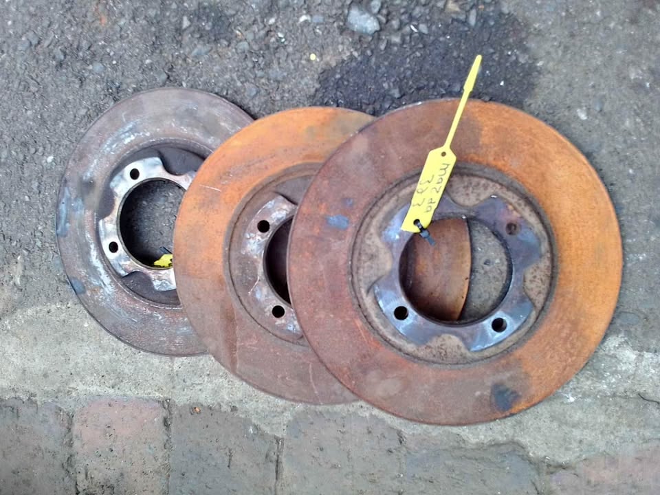 Mazda 323 break disc for sale - Private Seller