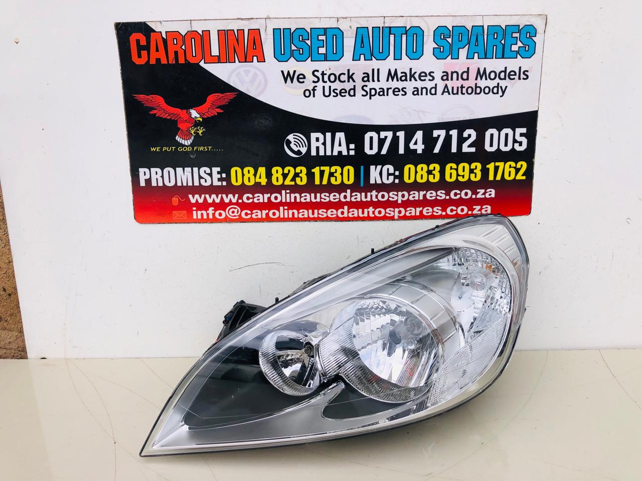 Volvo S60 V60 left side halogen headlight (standard) - Private Seller Volvo S60 V60 left side halogen headlight (standard) - Private Seller