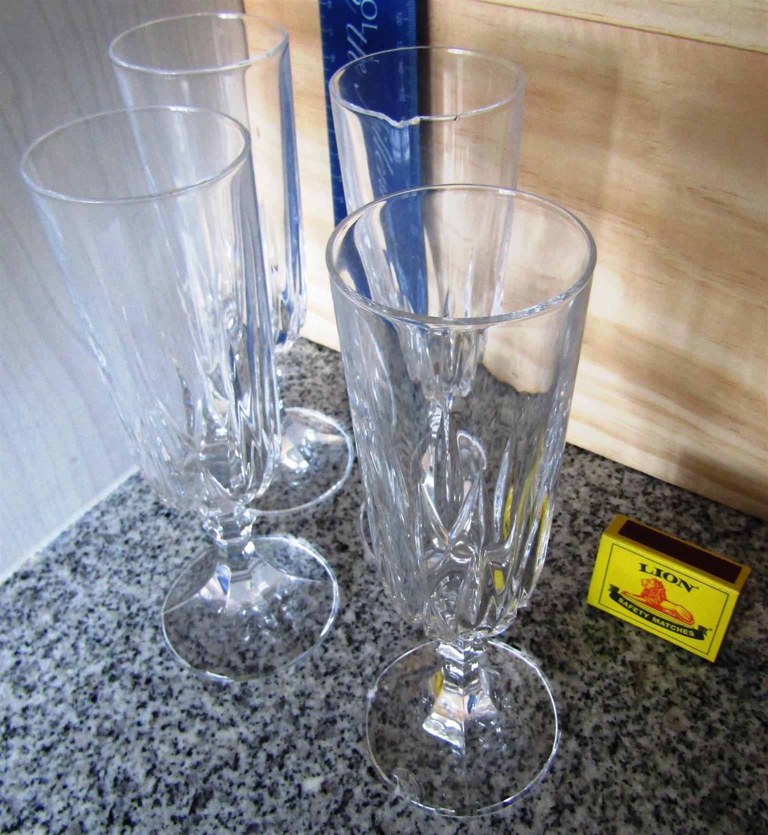 Crystal Champagne Flutes x 4