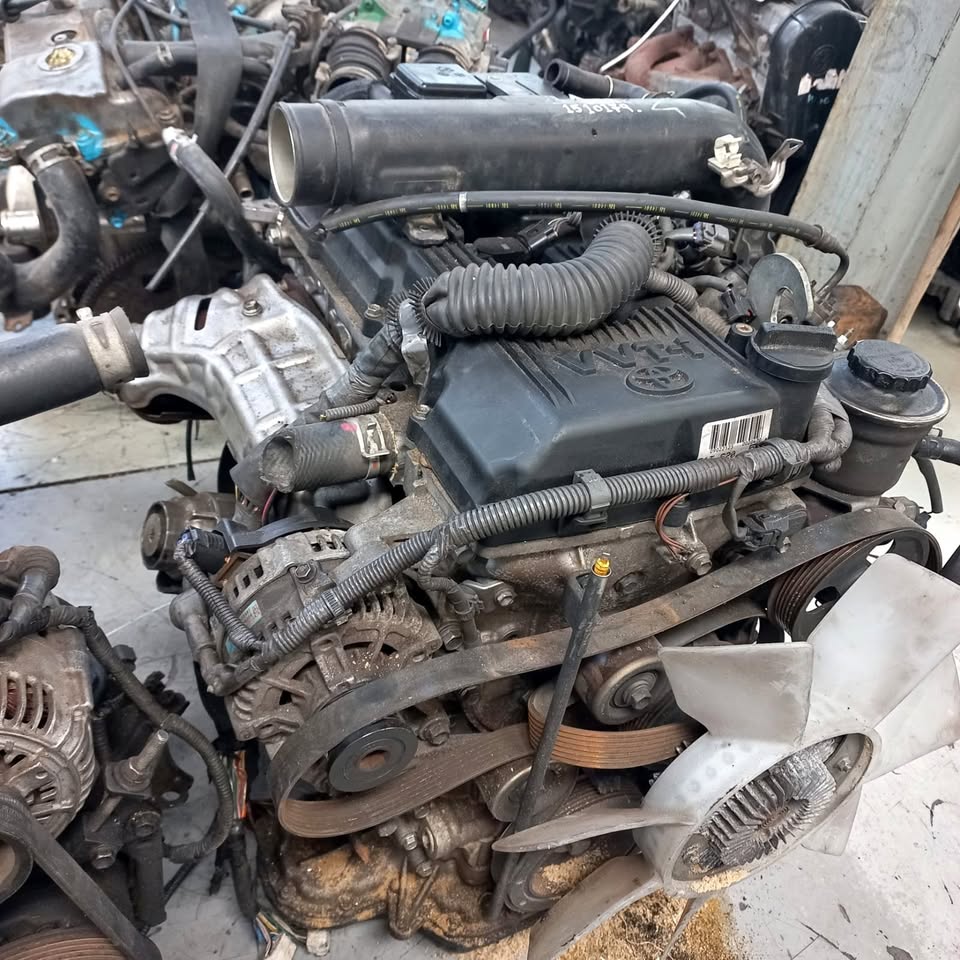 Toyota Hilux engine 2.0 VVTi (1TR) - Private Seller Toyota Hilux engine 2.0 VVTi (1TR) - Private Seller