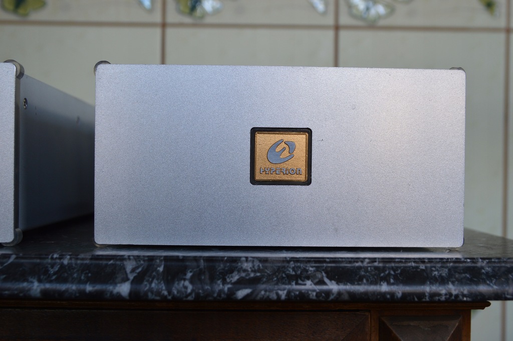 Hyperion BEC-MONO Class A Mono Block Power Amplifiers.