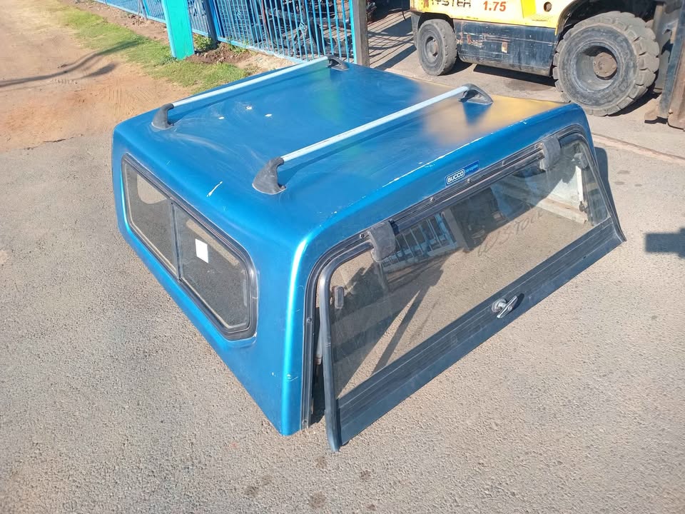Mitsubishi colt bakkie double cap canopy for sale my number WhatsApp or cell - Private Seller