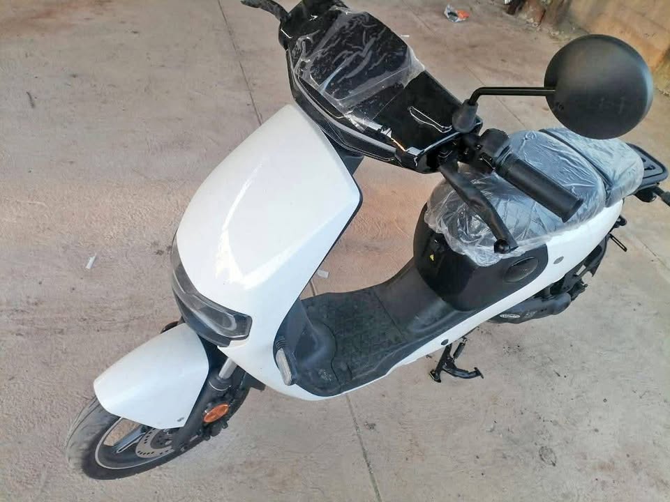 Big Boy Scoter Electrical Brand new - Private Seller Big Boy Scoter Electrical Brand new - Private Seller
