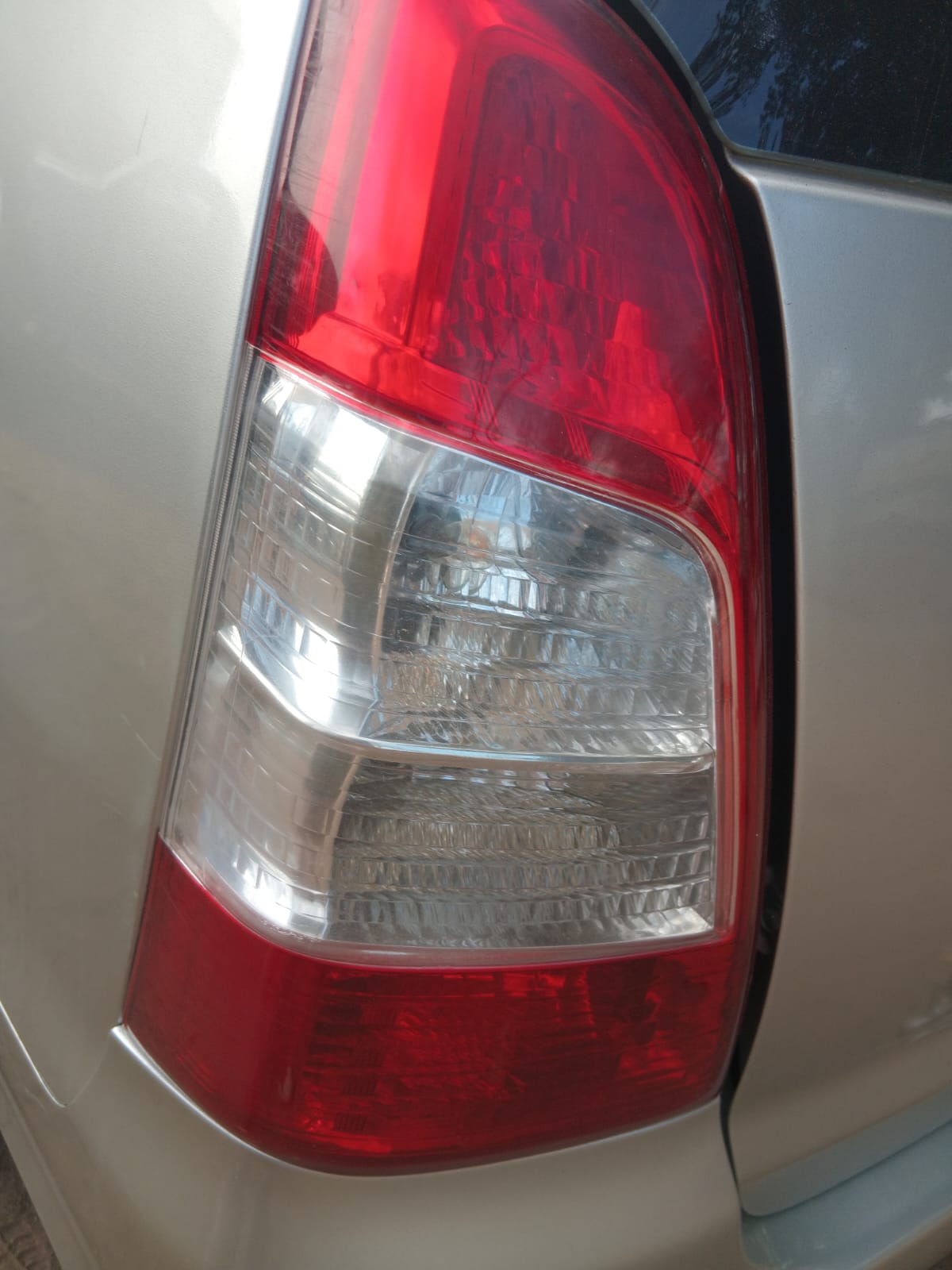 USED TOYOTA INNOVA TAILLIGHTS FOR SALE USED TOYOTA INNOVA TAILLIGHTS FOR SALE