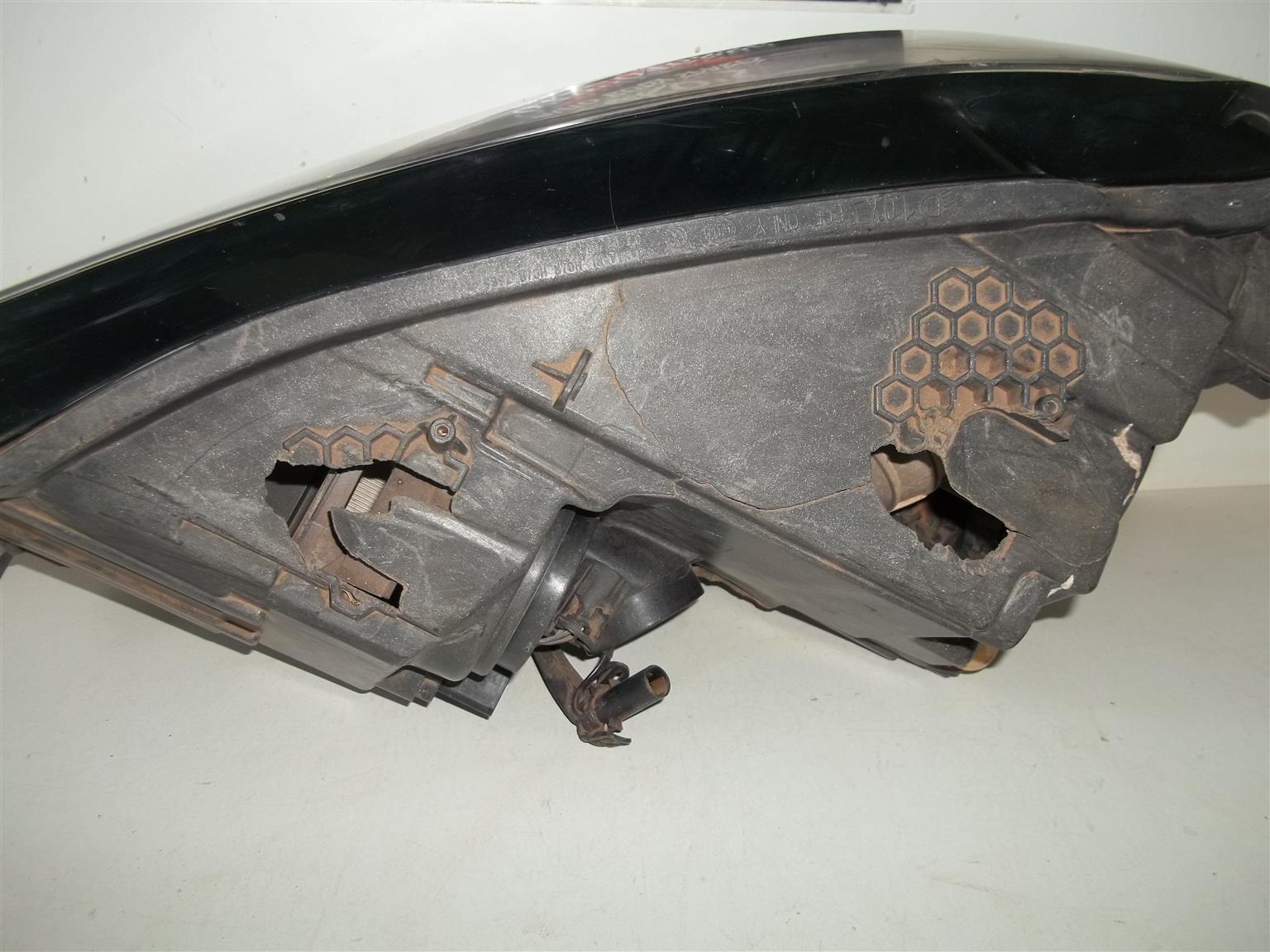 VW Caddy '15-'21 right headlight - Private Seller VW Caddy '15-'21 right headlight - Private Seller