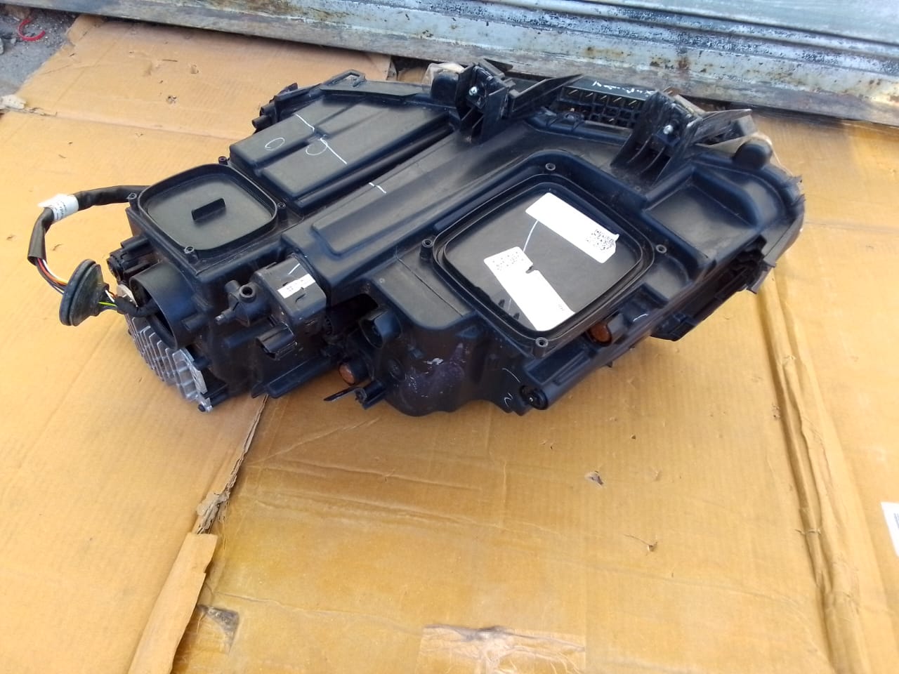 (2019-2023) TOYOTA URBAN CRUISER RHS LED HEADLIGHT - Private Seller (2019-2023) TOYOTA URBAN CRUISER RHS LED HEADLIGHT - Private Seller