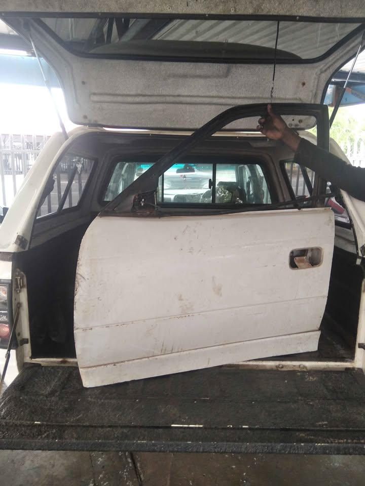 Opel Astra doors - Private Seller Opel Astra doors - Private Seller