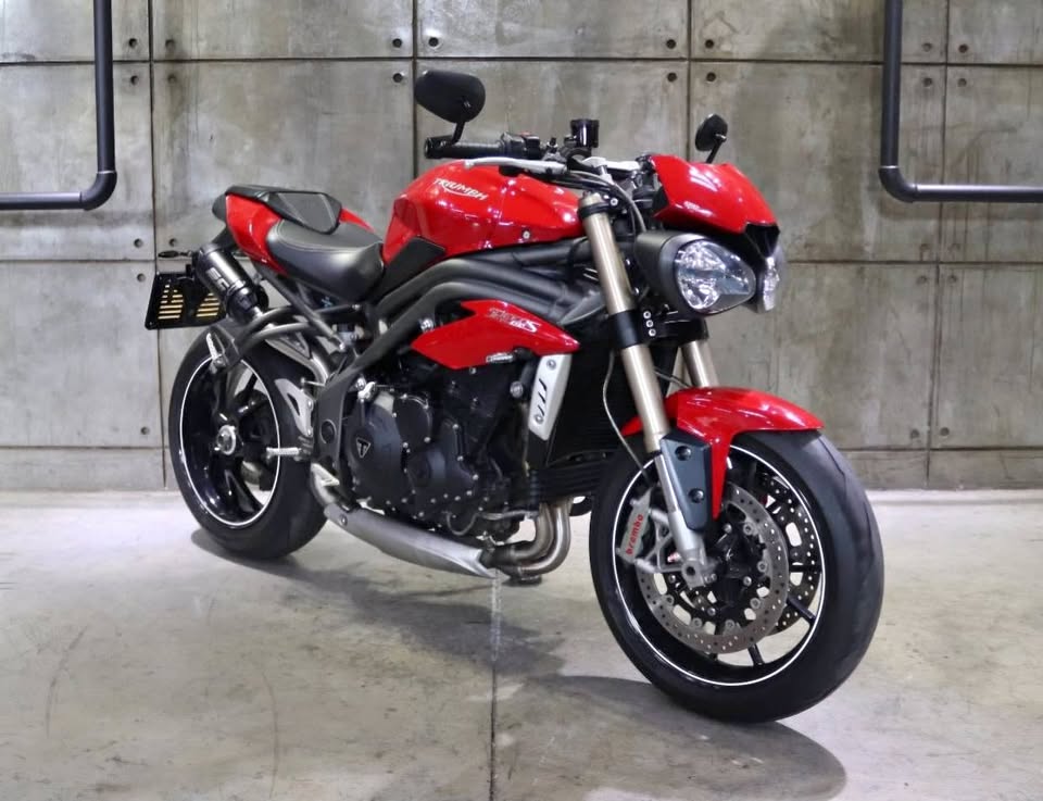 2017 Triumph Street Triple 1050 S - Private Seller 2017 Triumph Street Triple 1050 S - Private Seller