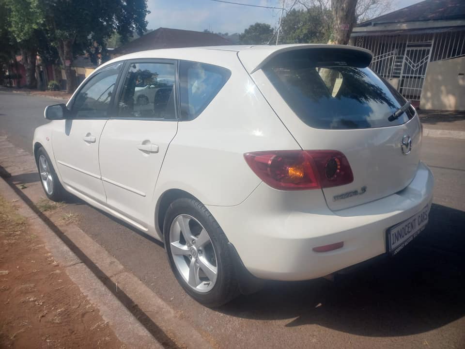 2006 MAZDA 3 1.6 PETROL, MANUAL, WHITE COLOR, MILEAGE 137000KMS