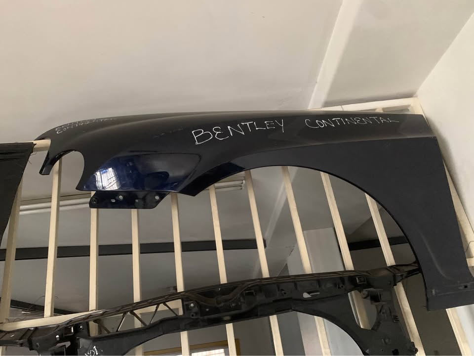Bentley continental fender LHS