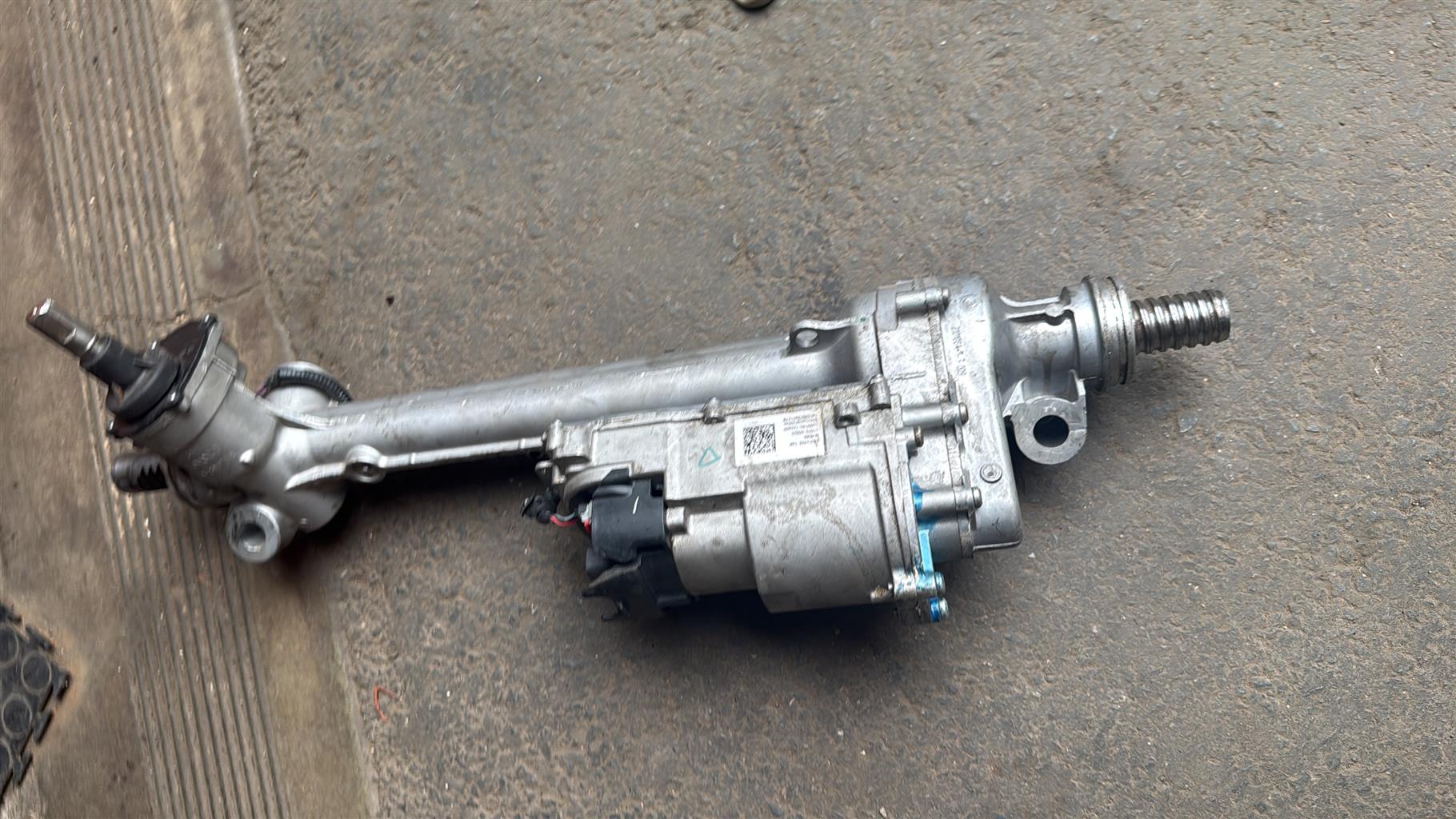 Ford Ranger T8 / T7 Steering Rack (LEFT HAND SIDE) - Private Seller Ford Ranger T8 / T7 Steering Rack (LEFT HAND SIDE) - Private Seller