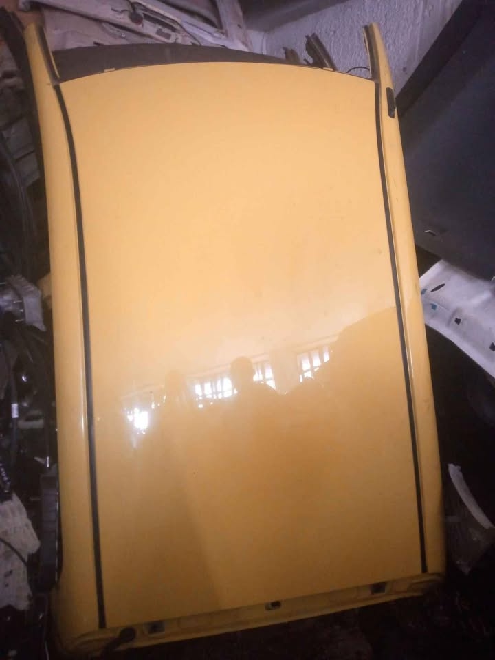Toyota Agya roof - Private Seller Toyota Agya roof - Private Seller