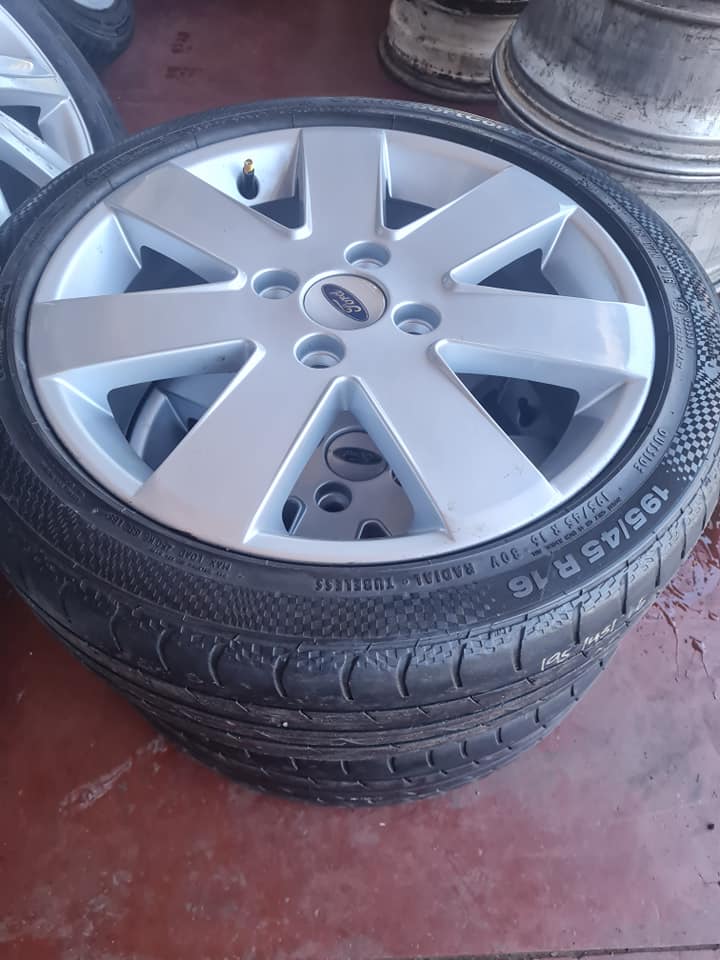 Ford Fiesta original alloy mags size 16+tyres 195/45/16 - Private Seller