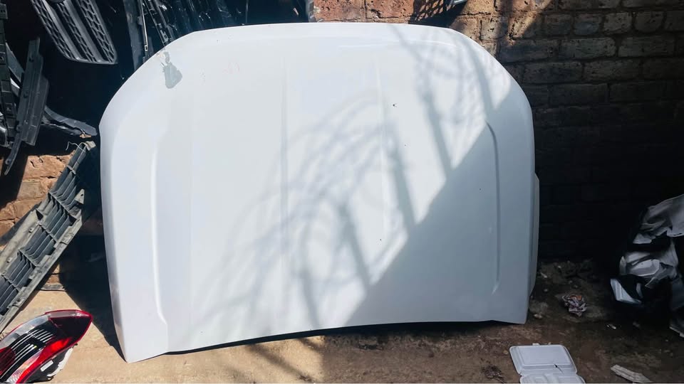 FORD RANGER T7/T8 Bonnet - Private Seller FORD RANGER T7/T8 Bonnet - Private Seller