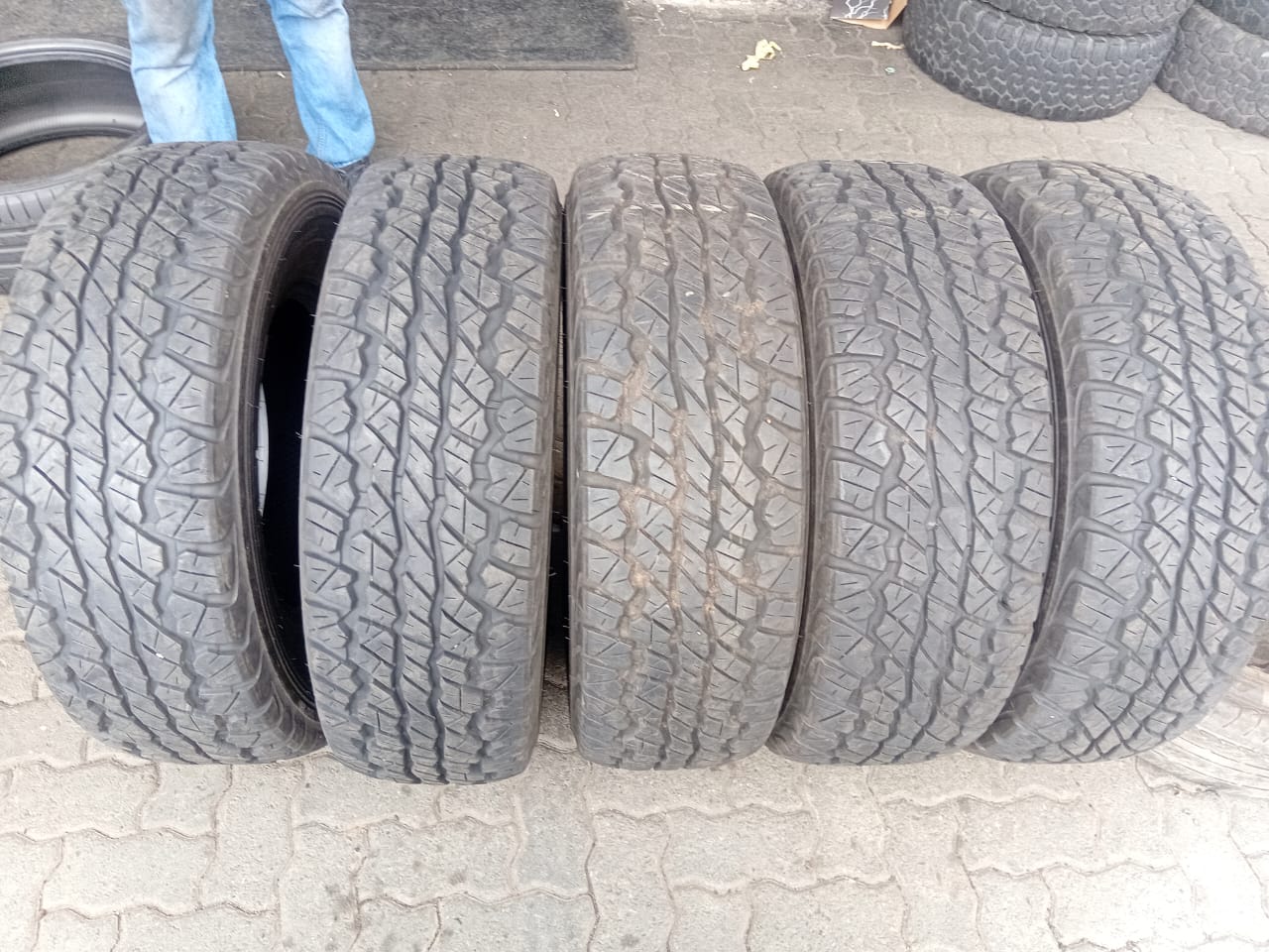 265/70/16 × 5 Dunlop Grandtrak1 - Private Seller