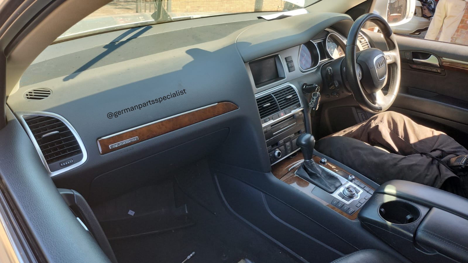 Audi Q7 4.2 V8 stripping for spares. - Private Seller
