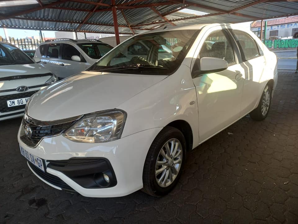 Toyota Etios 1.5 Sprint Manual petrol Sedan  2019 White