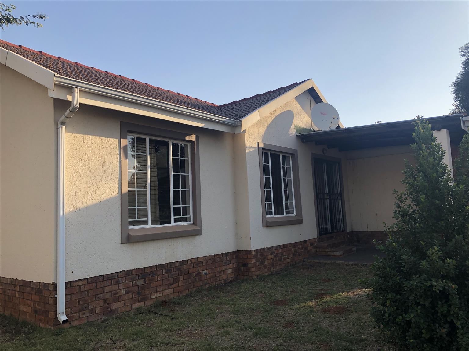 For Sale Houses Garages Gauteng Listings And Prices Waa2